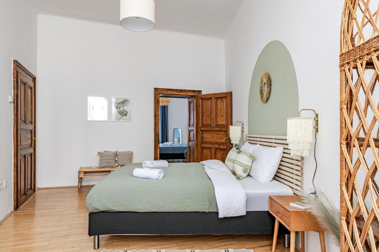 Blue Peace Downtown Apartment 布达佩斯 外观 照片